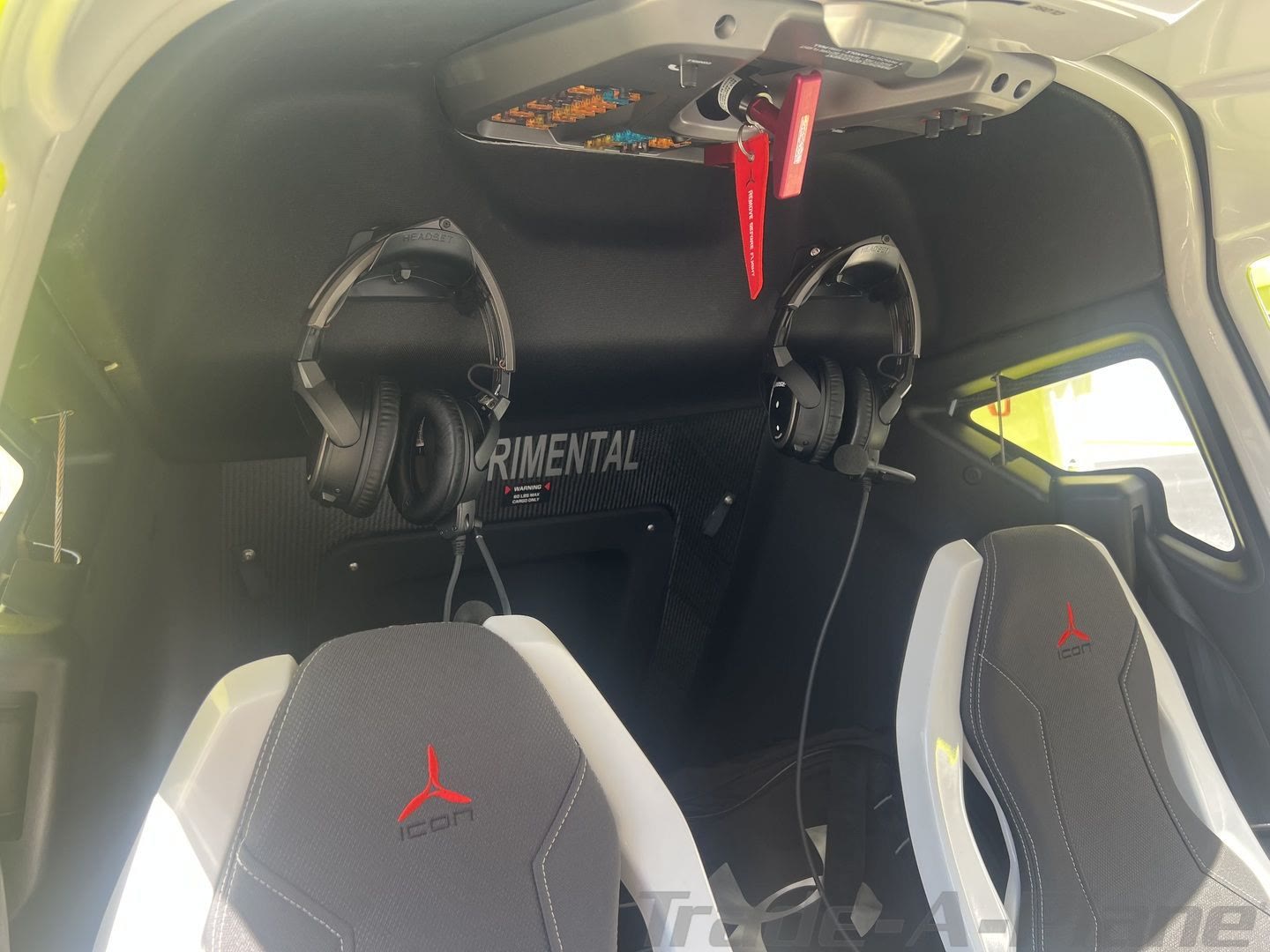 2023 ICON A5 N713BA photo 2